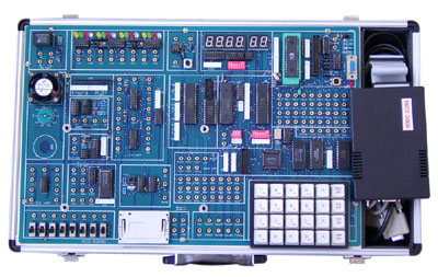    這是一款實(shí)驗(yàn)項(xiàng)目極其豐富,實(shí)驗(yàn)方式靈活,實(shí)驗(yàn)?zāi)K開放,仿真器外掛,功能非常強(qiáng)大,性能極其優(yōu)異的單片機(jī)教學(xué)實(shí)驗(yàn)儀,是《MCS-51單片機(jī)原理與接口》《單片機(jī)控制技術(shù)》《自動(dòng)化控制》等課程教學(xué)的*佳配套實(shí)驗(yàn)設(shè)備，為各類院校的教學(xué)實(shí)驗(yàn)、課程設(shè)計(jì)、畢業(yè)設(shè)計(jì)提供了良好的實(shí)驗(yàn)開發(fā)環(huán)境。也可作為科研、開發(fā)工作者的得力助手。 